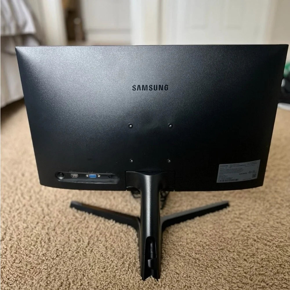 Samsung Black Curved Display